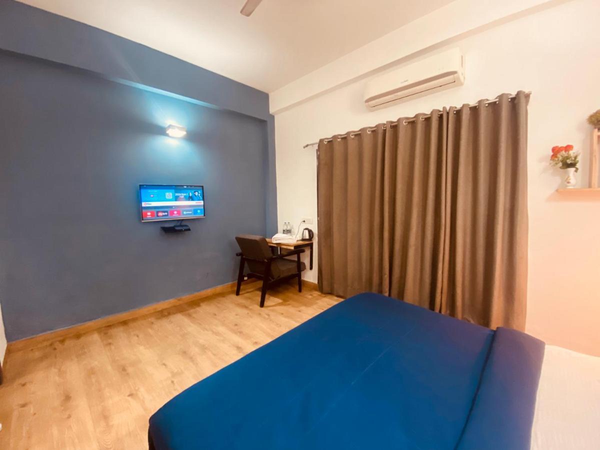 Divine Inn Couple Friendly Hotel Near Sector 51 Metro Station Noida Ngoại thất bức ảnh