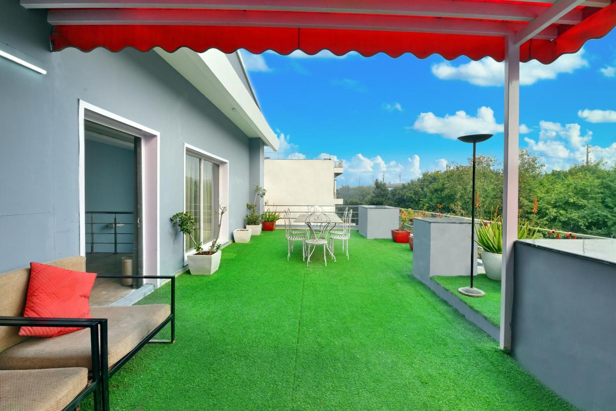 Divine Inn Couple Friendly Hotel Near Sector 51 Metro Station Noida Ngoại thất bức ảnh